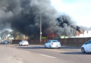 Vídeo: incêndio atinge depósito de materiais recicláveis às margens da BR-163