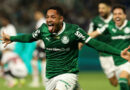 Palmeiras vence o São Paulo com gol nos acréscimos e segue líder do Brasileirão