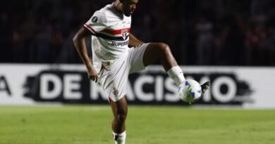 São Paulo vence o Talleres no Morumbis, segue invicto e garante primeiro lugar