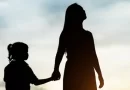 Mães solo enfrentam barreiras na garantia de direitos aos filhos