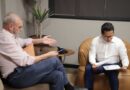 Deputado entrega ao presidente da Câmara representação sobre ambulâncias novas paradas