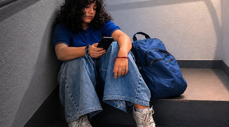 Relacionamento abusivo: Menos notada, violência também atinge relações entre adolescentes