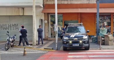 Operação apreende até 15 mil produtos falsificados em lojas do Centro da Capital