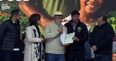 Lula entrega títulos de terra no Assentamento Itamarati e faz história com primeiro registro de cooperativa rural do Brasil