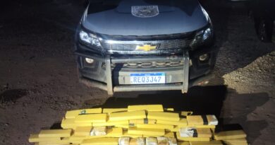 PM apreende quase 100 kg de maconha em entreposto na zona rural de Anhanduí