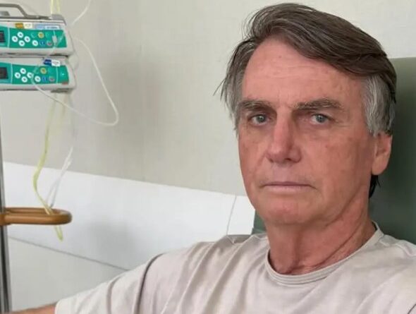 Não houve intuito de descumprir a lei, diz Bolsonaro sobre arma