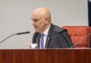 Moraes dá 24 horas para Bolsonaro explicar arma apreendida em blitz