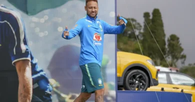 Neymar não viaja com seleção para Cleveland; segue em tratamento