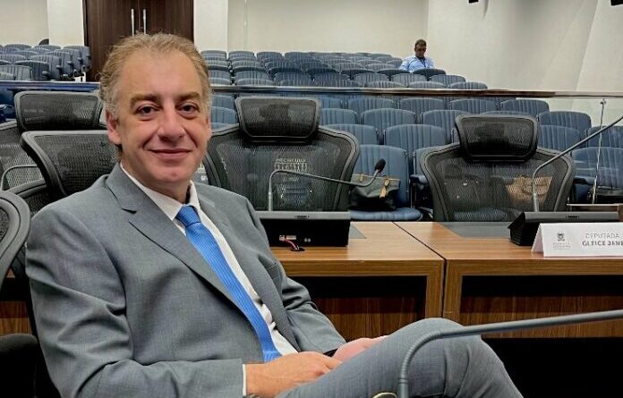 Ex‑deputado Neno Razuk vai parar na Difusão Vermelha da Interpol e será procurado em 196 países