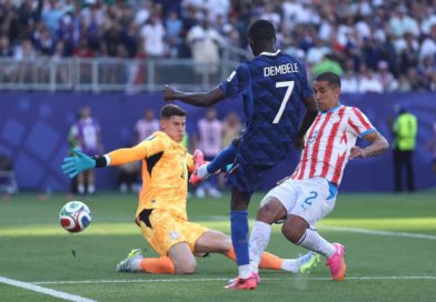 Com mais um gol de Mbappé, França vence o Paraguai e avança às quartas de final