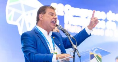 Nelsinho Trad desiste da reeleição ao Senado e será suplente de Reinaldo Azambuja