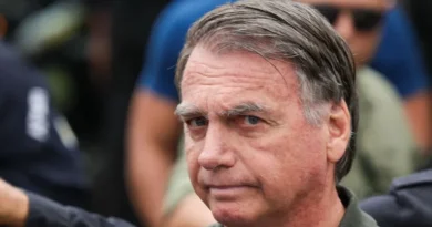 Bolsonaro não sabia que carta seria publicada por Flávio, diz defesa