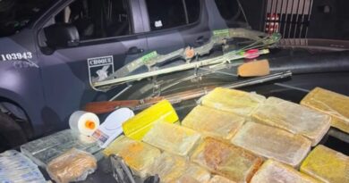 Homem é preso com quase 18 quilos de pasta base de cocaína, armas e munições em Campo Grande