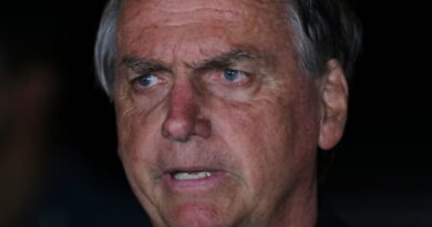 Moraes determina que Bolsonaro entregue arsenal à PF em até 48 horas