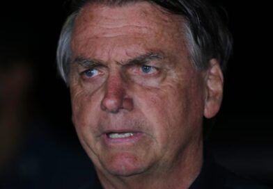 Moraes determina que Bolsonaro entregue arsenal à PF em até 48 horas