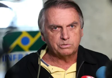 Moraes nega pedido para Javier Milei visitar Bolsonaro em casa