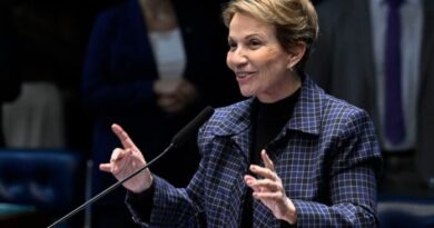 Tereza Cristina sai da jogada e Flávio Bolsonaro terá que buscar outro vice