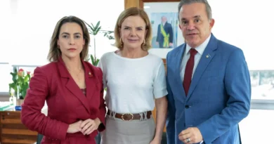 Chapa ao Senado terá Vander Loubet como candidato e Soraya Thronicke de suplente