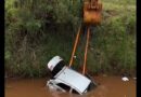 Sul-mato-grossense e amigas morrem após carro sair da pista e ficar submerso no PR