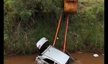 Sul-mato-grossense e amigas morrem após carro sair da pista e ficar submerso no PR