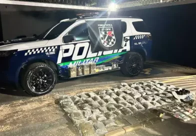 Suspeito é preso após abordagem revelar “disk droga” e depósito de entorpecentes na Capital
