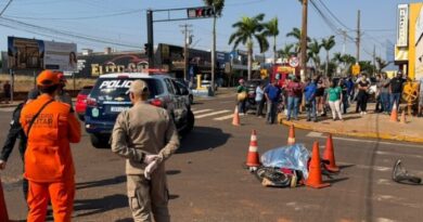 Ciclista morre ao ser atropelada por caminhão boiadeiro em Nova Andradina