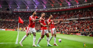 Com gol relâmpago, Inter bate Corinthians e segue vivo na luta para deixar o Z-4