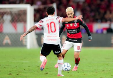 Flamengo não faz gol, perde para o Estudiantes nos pênaltis e cai na Libertadores