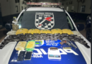 Fuga de moto termina com prisão e apreensão de drogas e arma em Campo Grande