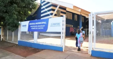 Escolas que receberam urnas em Campo Grande ficam sem aulas pela manhã na segunda-feira