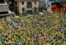Campanha de Flávio Bolsonaro realiza manifestação na Paulista